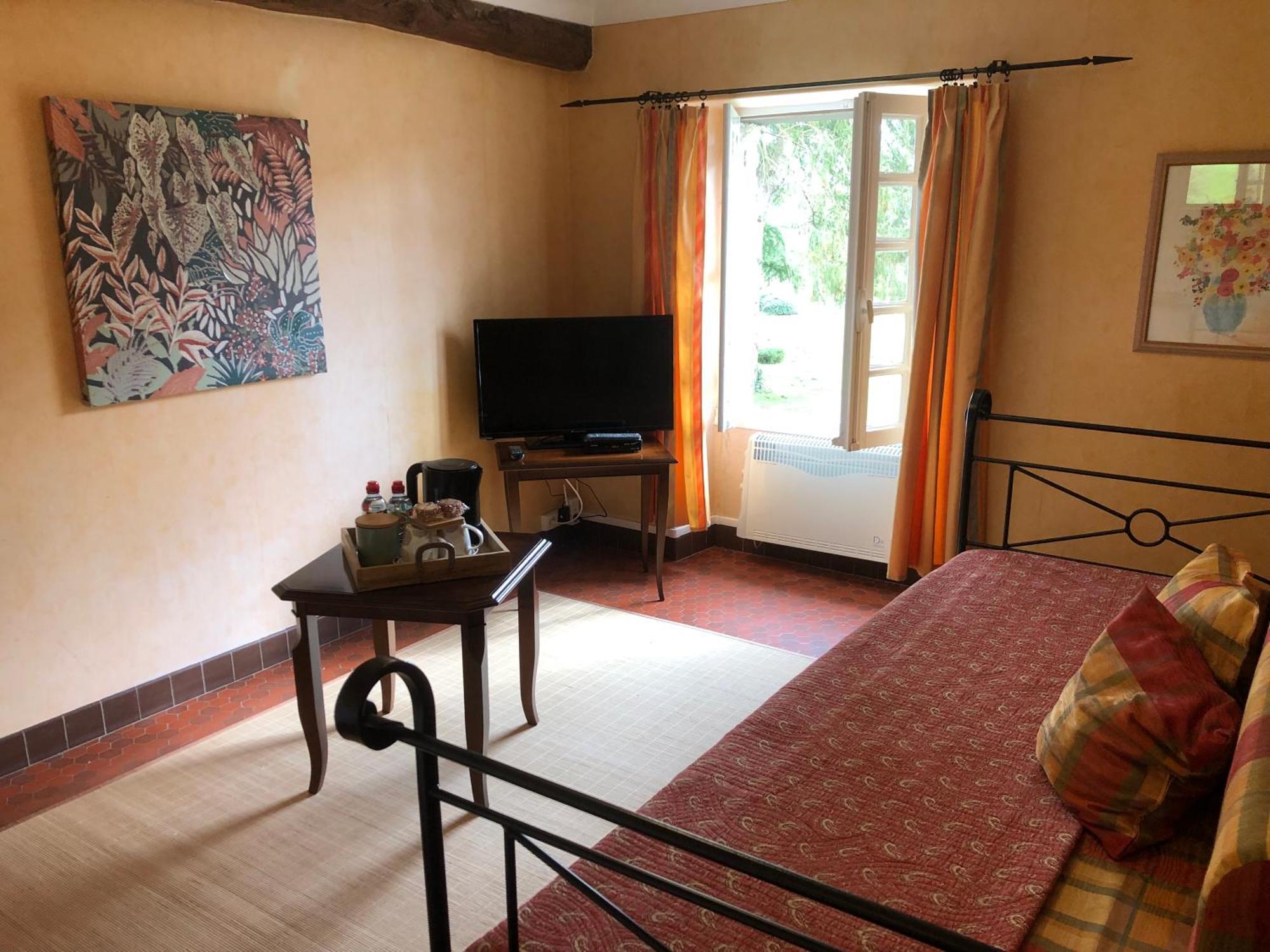 Le Domaine Du Moulin Foulon Gasthof *